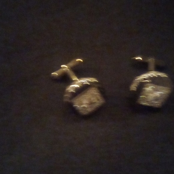 Cufflinks - Picture 3 of 4